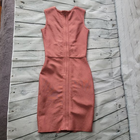 Dusty pink bodycon dress laced front - Picture 8 of 14